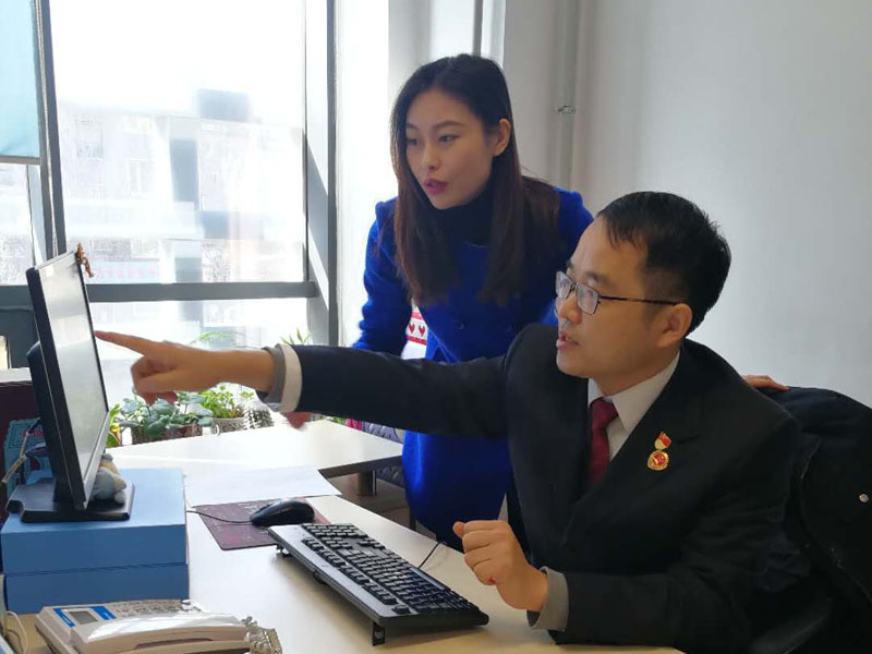【今天我當班】“把關人”不好當 八個小時只喝了一口水