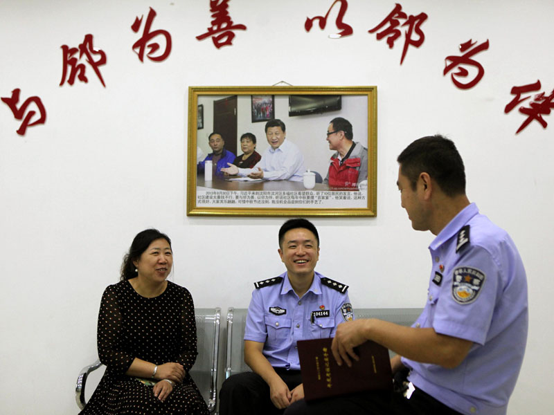 和社區群眾親如一家