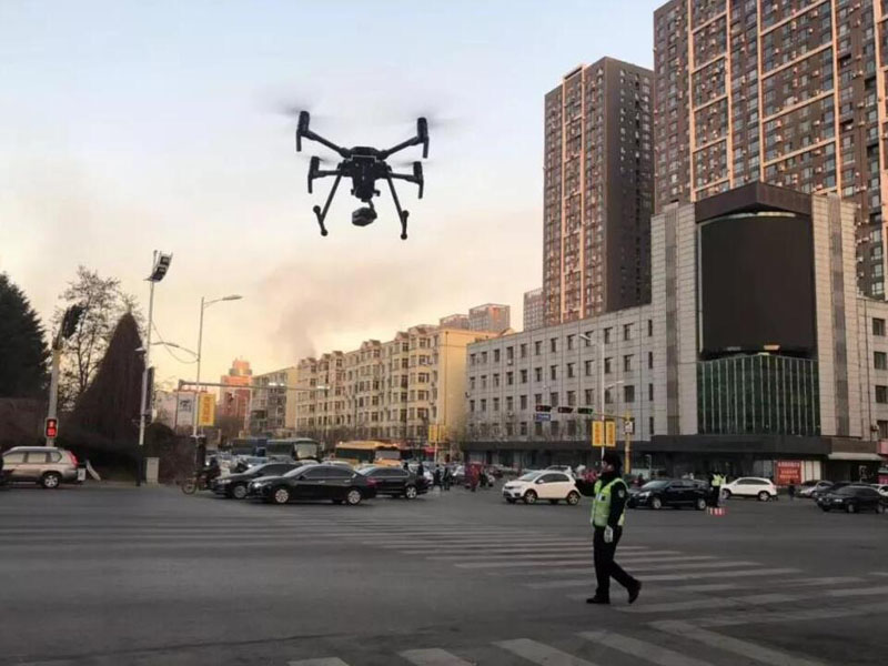 交警無人機正在巡邏
