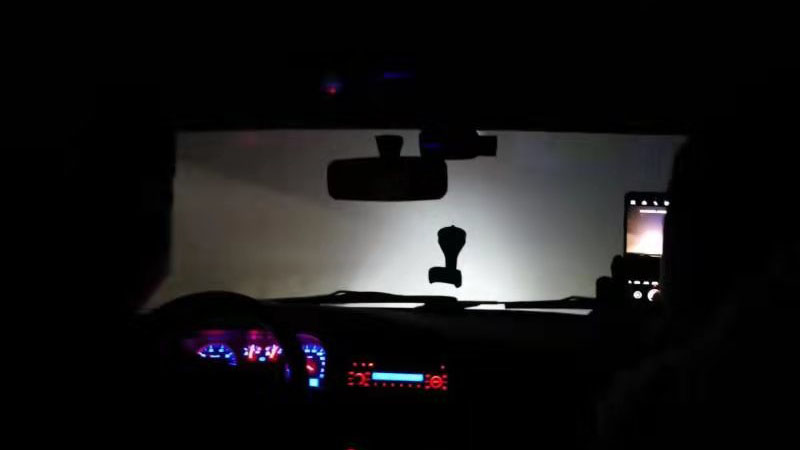 執行干警深夜出擊