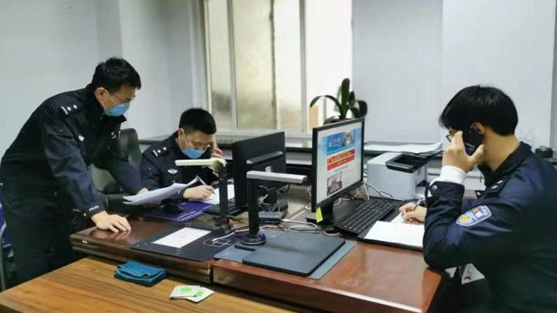 民警對回盤人員的軌跡、數量、來盤目的進行細致的核查