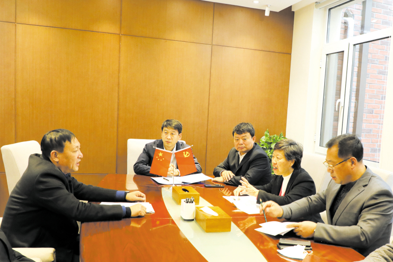 政法單位領(lǐng)導(dǎo)班子成員接待了來訪民營企業(yè)代表