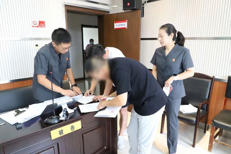 （朝陽(yáng)中院）朝陽(yáng)市龍城區(qū)法院速裁法官成功調(diào)解了一起民事糾紛
