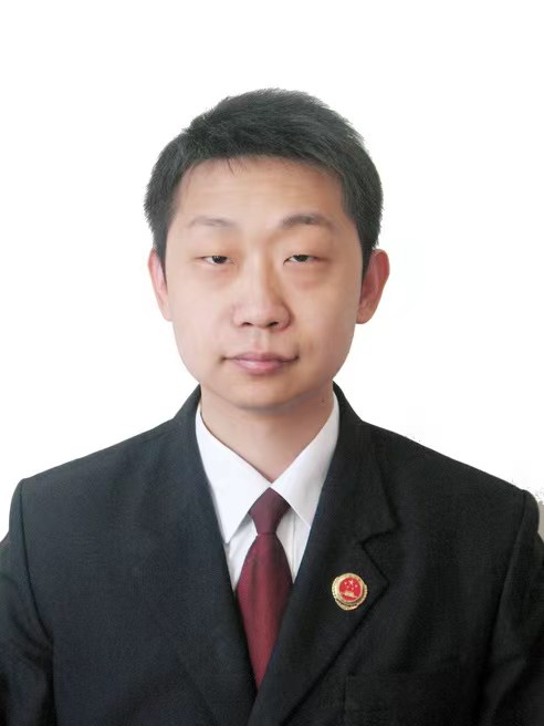 沈陽市沈河區人民檢察院第一檢察部副主任、二級檢察官 張泓祥 