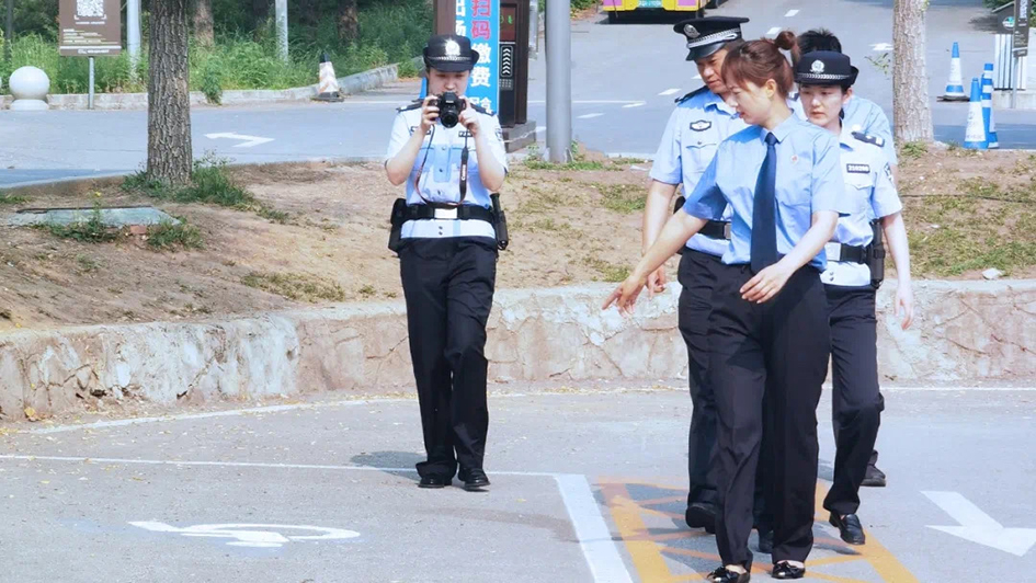 沈陽市渾南區(qū)檢察院開展“規(guī)范無障礙停車位設(shè)置”檢察公益訴訟專項監(jiān)督行動。