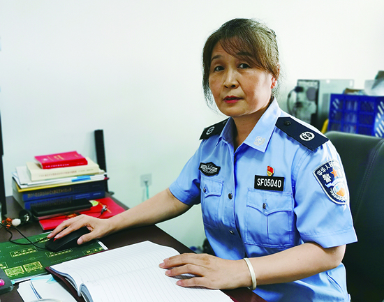 沈陽市鐵西區司法局高花司法所所長張曉莉